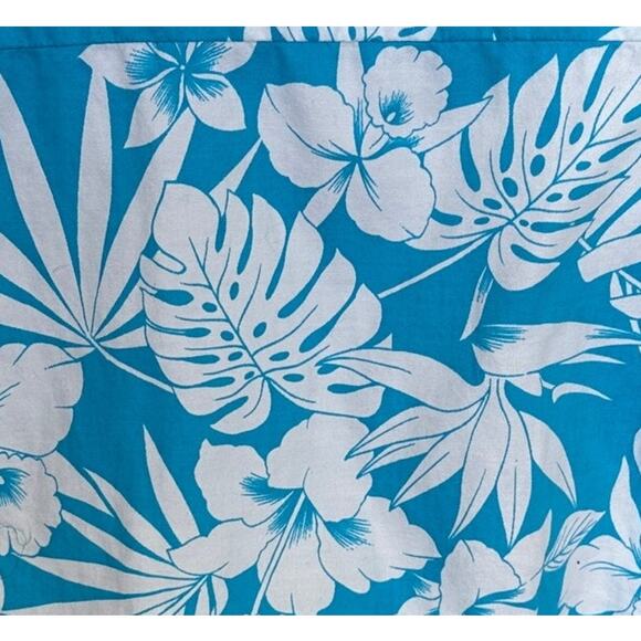 Hawaiian Shirt Button Down Crop Top One Size Oversized Hibiscus Turquoise Unique - Picture 5 of 7